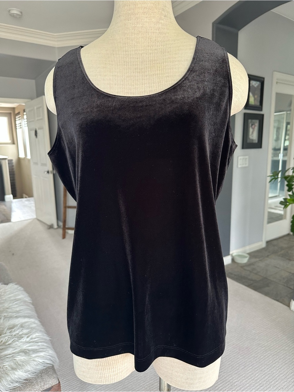 Chico's Black Velvet Tank Top, size large (2) - Picture 3 of 10